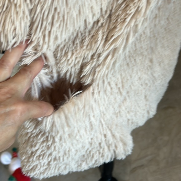 Jolt Faux Fur Vest. Size M - Picture 4 of 11